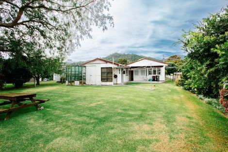 Photo of property in 35 West Crescent, Te Puru, Thames, 3575