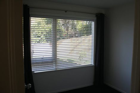 Photo of property in 2/119 Nile Road, Milford, Auckland, 0620