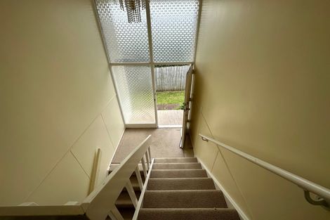 Photo of property in 37 Knightsbridge Drive, Forrest Hill, Auckland, 0620