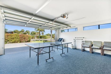 Photo of property in 1 Coral Place, Matapouri, Whangarei, 0173