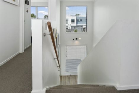 Photo of property in 31 Reynolds Place, Papamoa Beach, Papamoa, 3118