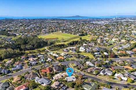 Photo of property in 5 Rifleman Rise, Unsworth Heights, Auckland, 0632