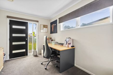 Photo of property in 102 Old Onerahi Road, Onerahi, Whangarei, 0110