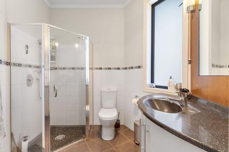 Photo of property in 14b Rennell Street, Frankleigh Park, New Plymouth, 4310