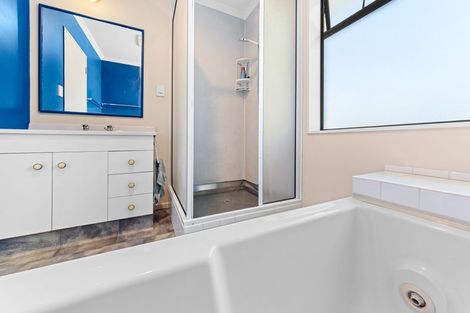 Photo of property in 6a Penrod Drive, Bell Block, New Plymouth, 4312