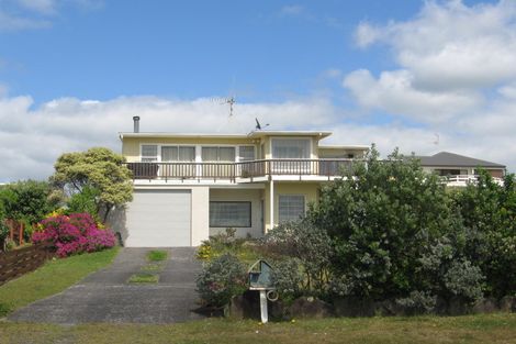 Photo of property in 64 Shaw Road, Waihi Beach, 3611