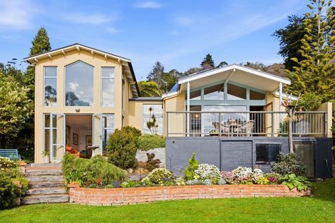 Photo of property in 52 Irvine Road, The Cove, Dunedin, 9077