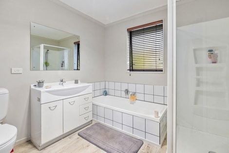 Photo of property in 1 Pratt Street, Waikouaiti, 9510