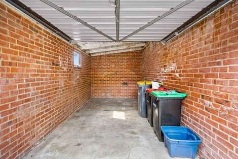 Photo of property in 237a Bay View Road, Saint Clair, Dunedin, 9012