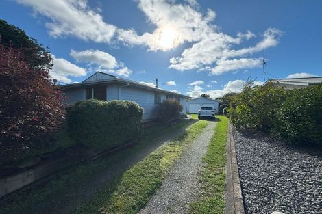 Photo of property in 6 Pain Street, Bulls, 4818