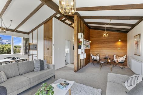 Photo of property in 5 Gurkha Crescent, Khandallah, Wellington, 6035