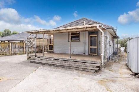 Photo of property in 42 Ross Crescent, Fairfield, Hamilton, 3214