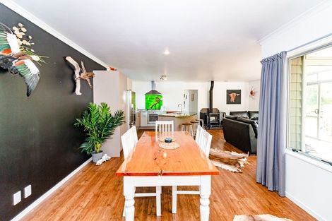 Photo of property in 653 No 3 Line, Okoia, Whanganui, 4582