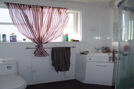 Photo of property in 42 Chaucer Street, Milton, 9220