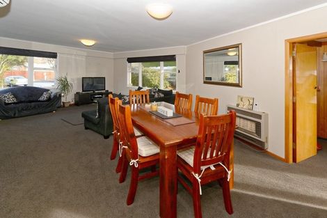 Photo of property in 10 Hampton Place, St Andrews, Hamilton, 3200