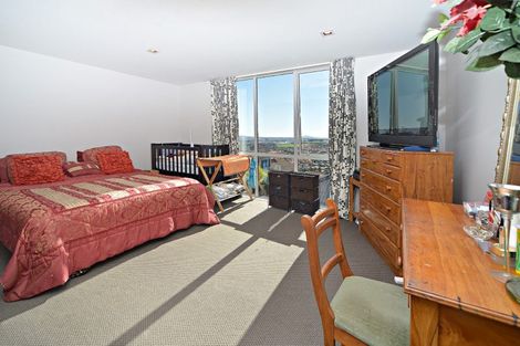 Photo of property in 6 Alexia Place, Flat Bush, Auckland, 2105