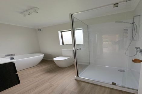 Photo of property in 15b Whitechapel Grove, Stokes Valley, Lower Hutt, 5019