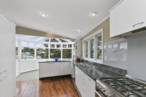 Photo of property in 18 Charlotte Avenue, Brooklyn, Wellington, 6021