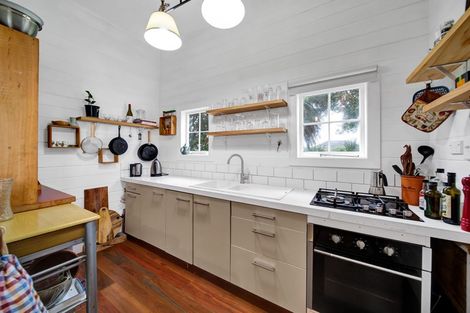 Photo of property in 72 King Street, Opunake, 4616