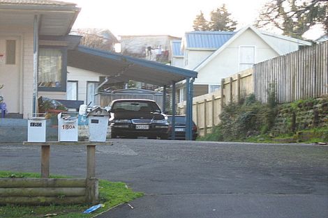 Photo of property in 180b Tuhikaramea Road, Dinsdale, Hamilton, 3204