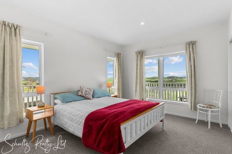 Photo of property in 67 Te Pahi River Drive, Paparoa, 0583