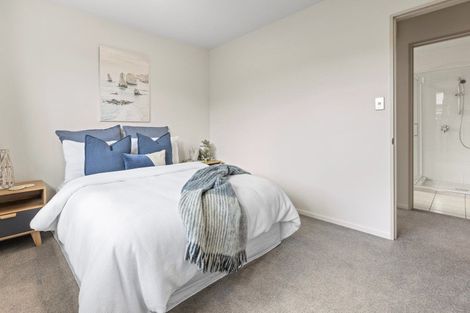 Photo of property in 15 Coolspring Way, Redwood, Christchurch, 8051
