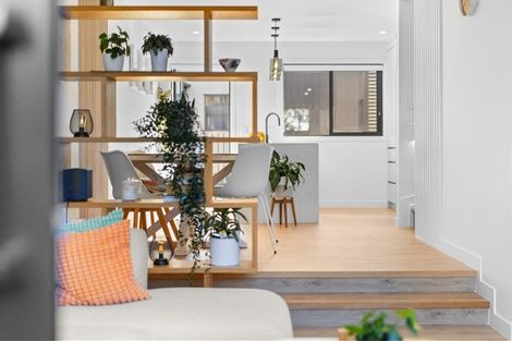 Photo of property in 5/47 Taipari Road, Te Atatu Peninsula, Auckland, 0610