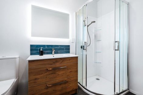 Photo of property in 2 Vickers Way, Acacia Bay, Taupo, 3385