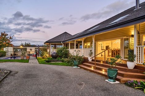 Photo of property in 140 School Road, Te Horo, Otaki, 5582