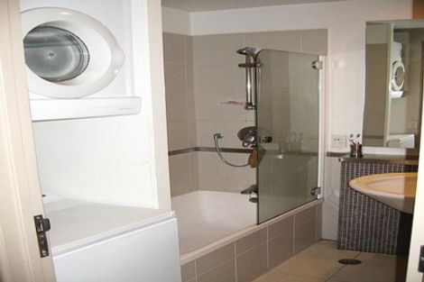 Photo of property in Latitude 37 East Apartments, 2o/20 Pakenham Street East, Auckland Central, Auckland, 1010