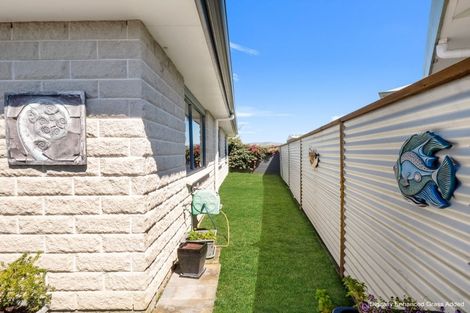 Photo of property in 32 Somerset Crescent, Highbury, Palmerston North, 4412