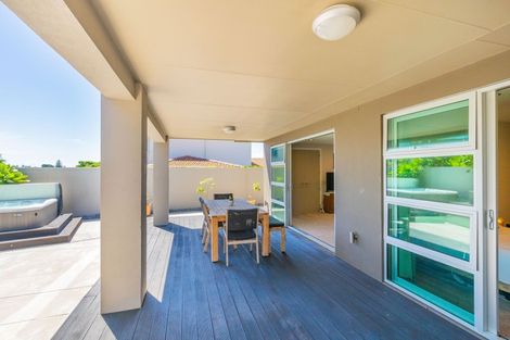 Photo of property in 134 Renown Road, Raumati South, Paraparaumu, 5032