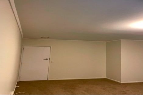 Photo of property in 20 Ewbank Place, Manurewa, Auckland, 2102