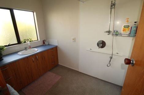 Photo of property in 35 Gledstane Road, Stanmore Bay, Whangaparaoa, 0932