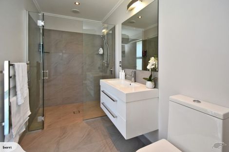 Photo of property in 5 Gosling Crescent, Halswell, Christchurch, 8025