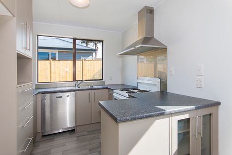 Photo of property in 7d Collingwood Road, Waiuku, 2123