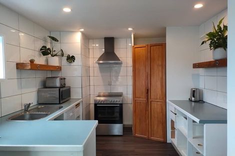 Photo of property in 7g Kapui Place, Waitara, 4320