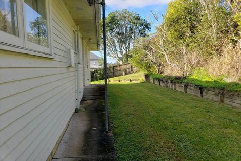 Photo of property in 1 Aotearoa Terrace, Murrays Bay, Auckland, 0630