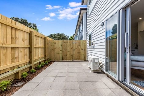 Photo of property in 2/12 Mana Avenue, Titahi Bay, Porirua, 5022