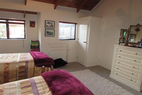 Photo of property in 2/36 Orchard Road, Waiake, Auckland, 0630