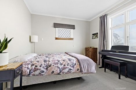 Photo of property in 54 Pembroke Road, Northland, Wellington, 6012