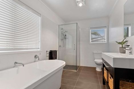 Photo of property in 351b Oceanbeach Road, Mount Maunganui, 3116