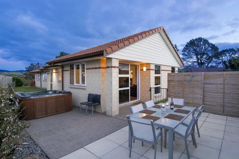 Photo of property in 12 Kereru Place, Pyes Pa, Tauranga, 3112