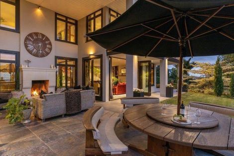 Photo of property in 19 Tosswill Road, Tahunanui, Nelson, 7011