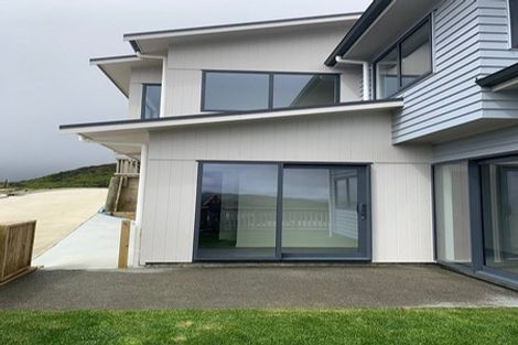 Photo of property in 9 Comber Place, Johnsonville, Wellington, 6037