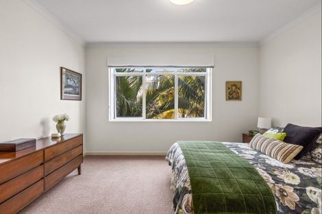 Photo of property in 21 Parkside Drive, Orewa, 0931