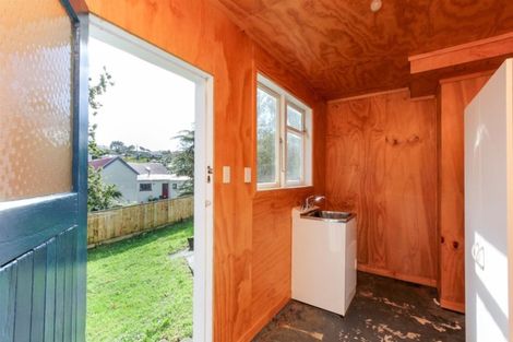 Photo of property in 20 Parsons Street, Vogeltown, New Plymouth, 4310