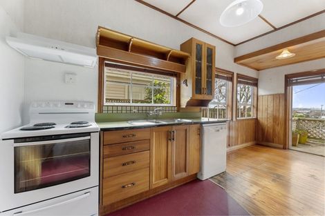 Photo of property in 88 Mangorei Road, Strandon, New Plymouth, 4312