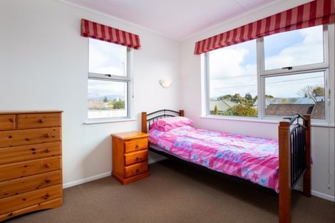 Photo of property in 29 Barrett Street, Westown, New Plymouth, 4310