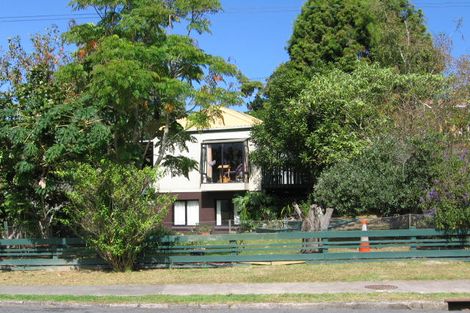 Photo of property in 51 Sheridan Drive, New Lynn, Auckland, 0600